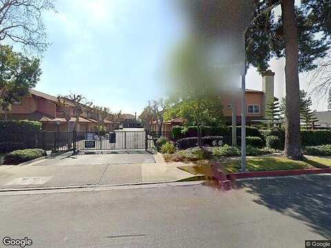 5Th, SANTA ANA, CA 92703