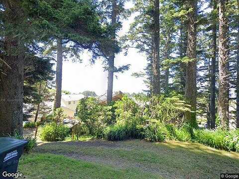 King, YACHATS, OR 97498