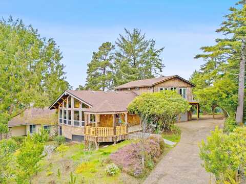 Lancer, LINCOLN CITY, OR 97367