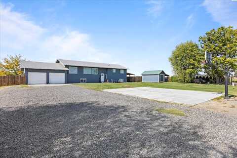 Maple Grove, SUNNYSIDE, WA 98944
