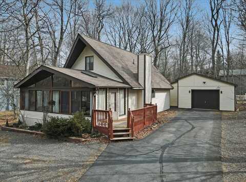 Peak, TOBYHANNA, PA 18466