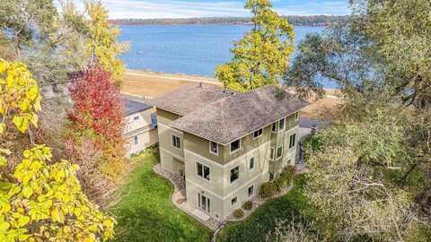 Riviera, LAKELAND, MN 55043