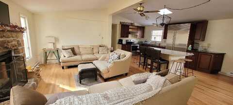 Eliot, ALBRIGHTSVILLE, PA 18210