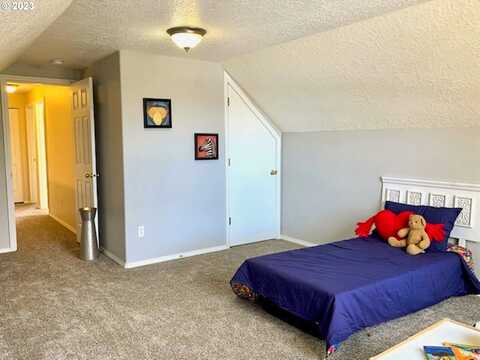 Box Elder, ADAIR VILLAGE, OR 97330