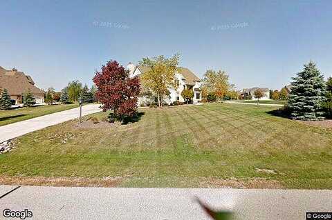 Millridge, PEWAUKEE, WI 53072