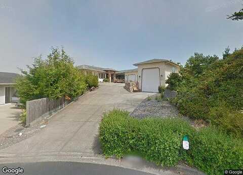 Marielle, FLORENCE, OR 97439