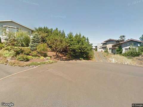 19Th, NEWPORT, OR 97365