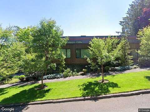 Bertha, PORTLAND, OR 97239