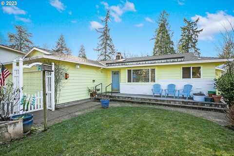 Hawthorne, NEWBERG, OR 97132
