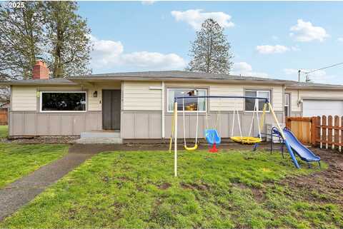 18Th, SAINT HELENS, OR 97051