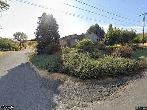 16Th, THE DALLES, OR 97058