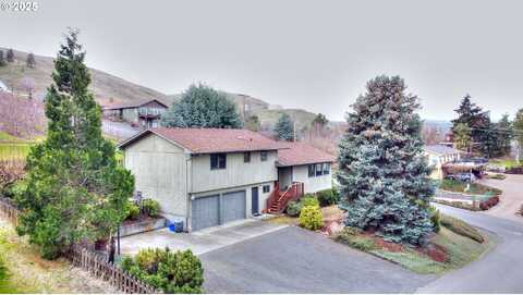 16Th, THE DALLES, OR 97058