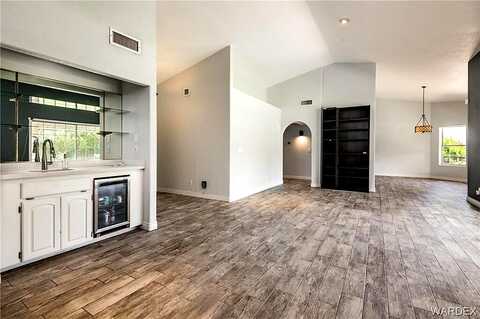 Mountain Trail, KINGMAN, AZ 86401