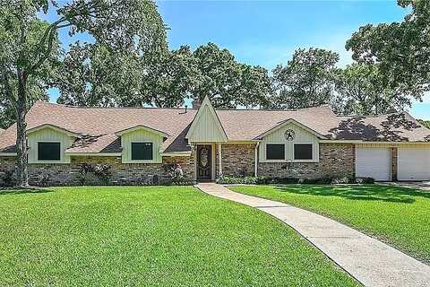 Parkway, BRYAN, TX 77802