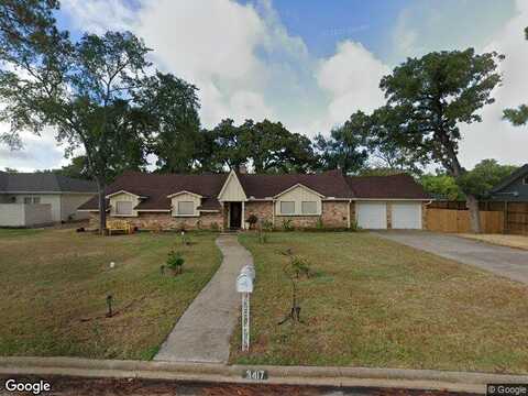 Parkway, BRYAN, TX 77802