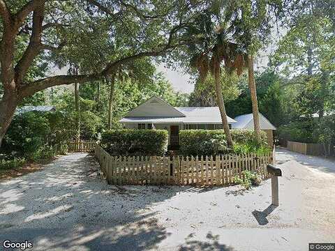 17Th, APALACHICOLA, FL 32320