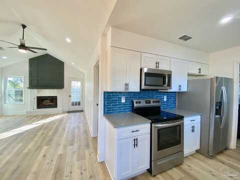 Greenwell, PENSACOLA, FL 32526