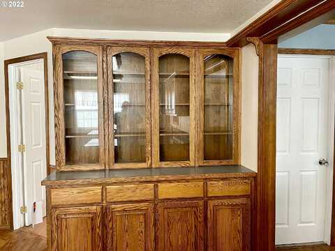 2Nd, GOLDENDALE, WA 98620