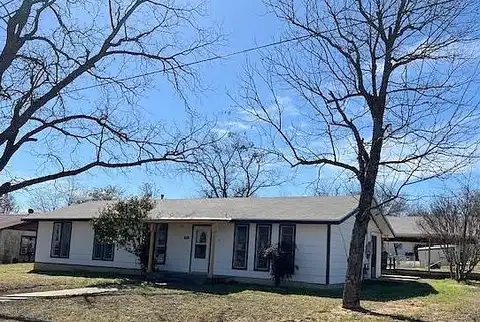 Wallace, LLANO, TX 78643