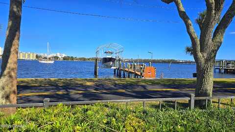 Rio Vista, DAYTONA BEACH, FL 32114