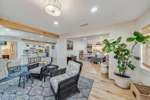 9Th, PANAMA CITY, FL 32401