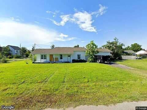 4Th, LYNN HAVEN, FL 32444