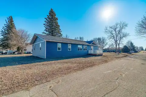 Iowa, ELMORE, MN 56027