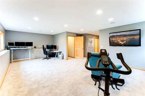 Hampshire, MINNEAPOLIS, MN 55445