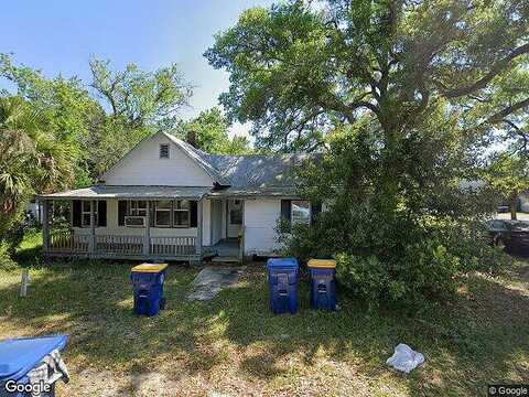 Gum, FERNANDINA BEACH, FL 32034