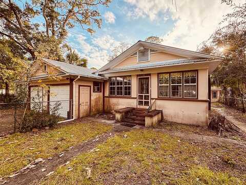 17Th, APALACHICOLA, FL 32320