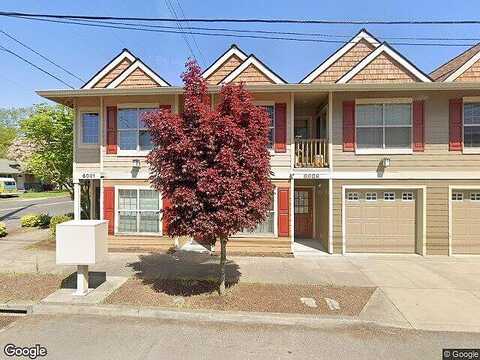 Holladay, PORTLAND, OR 97213