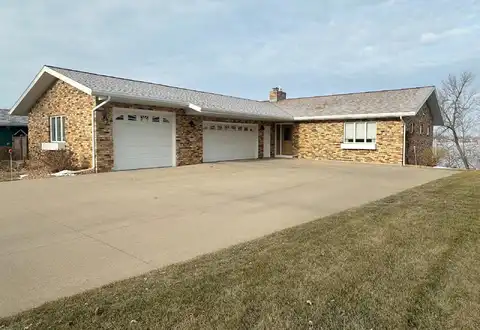 Shore, WORTHINGTON, MN 56187