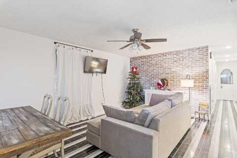 Cactus, PANAMA CITY, FL 32401