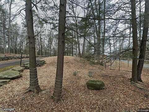 Glen, LAKE ARIEL, PA 18436