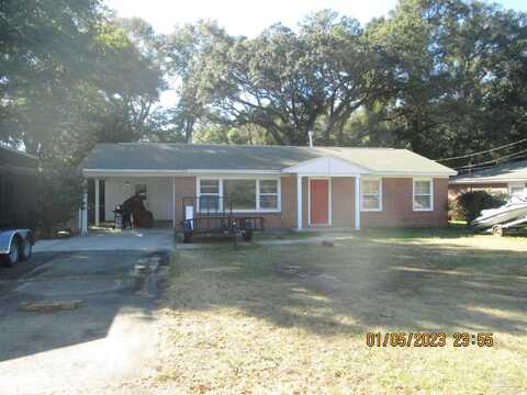 Linda, PENSACOLA, FL 32506