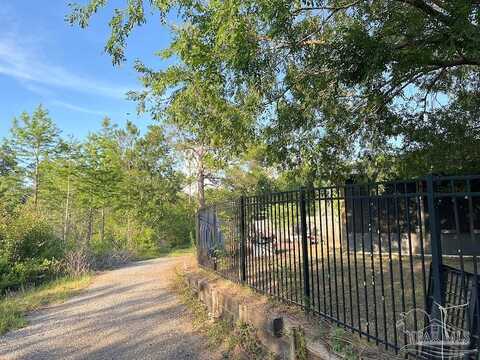 Robinson Point, MILTON, FL 32583