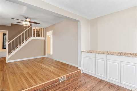 Partridge, NORFOLK, VA 23513