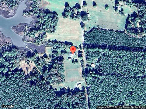 Circle, PORT HAYWOOD, VA 23138
