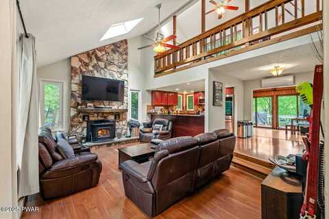 Bayberry, EAST STROUDSBURG, PA 18301