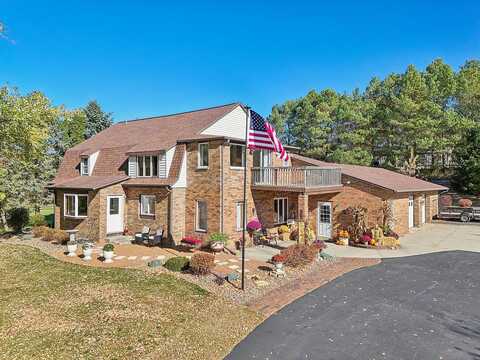 Hickory, KEWASKUM, WI 53040