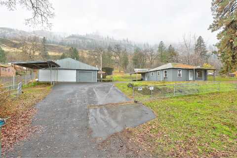 Highway 30W, THE DALLES, OR 97058