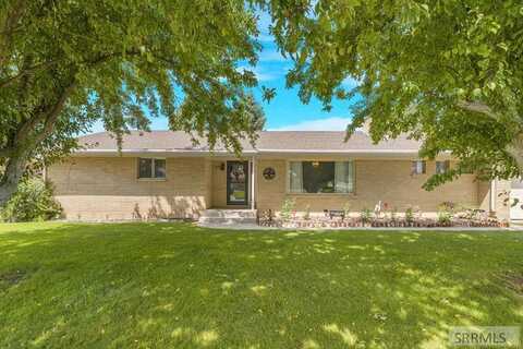 379 Mountain View Avenue, Soda Springs, ID 83276