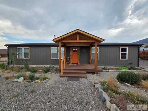 1304 Tendoy Avenue, Salmon, ID 83467