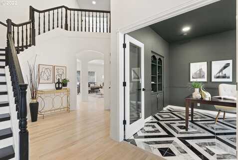 Hillshire, PORTLAND, OR 97223