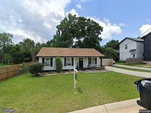 La Rua, PENSACOLA, FL 32501