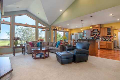 Bentley, FARMINGTON, MN 55024