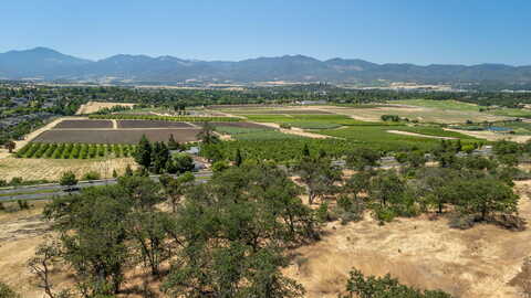 Rachel, MEDFORD, OR 97504