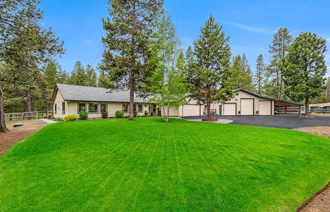 River Loop, BEND, OR 97707