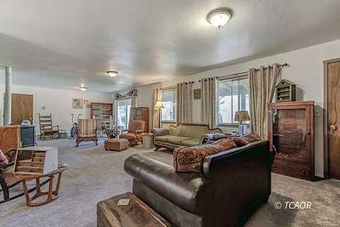 Genest, HAYFORK, CA 96041
