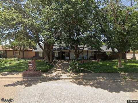 15Th, SHALLOWATER, TX 79363